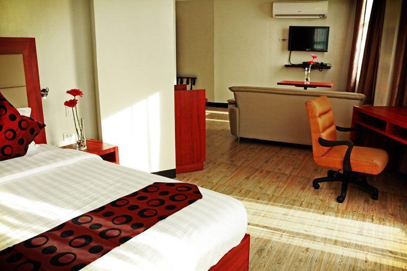 Cherry Midtown Hotel Олонгапо Номер фото